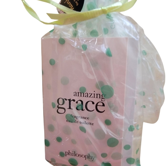 New Victoria Secret Beauty Bag Bundle. - Picture 13 of 13